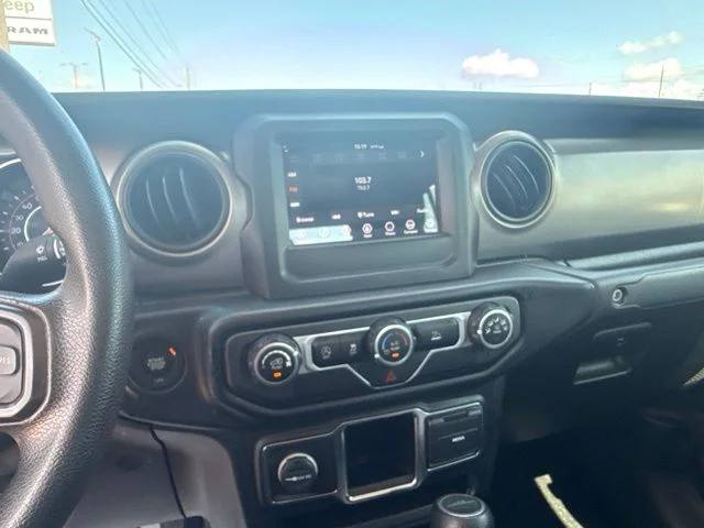 Used 2020 Gray Jeep Sport image 19