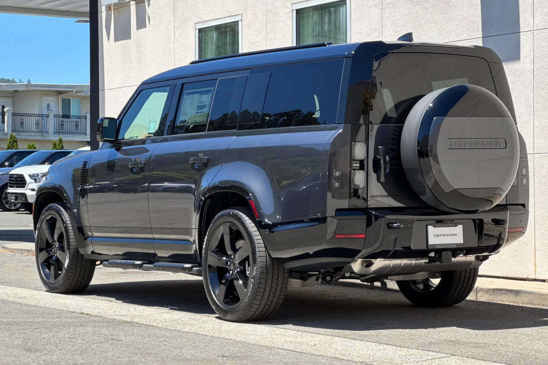 New 2026 Carpathian Grey Land Rover X-Dynamic SE image 6