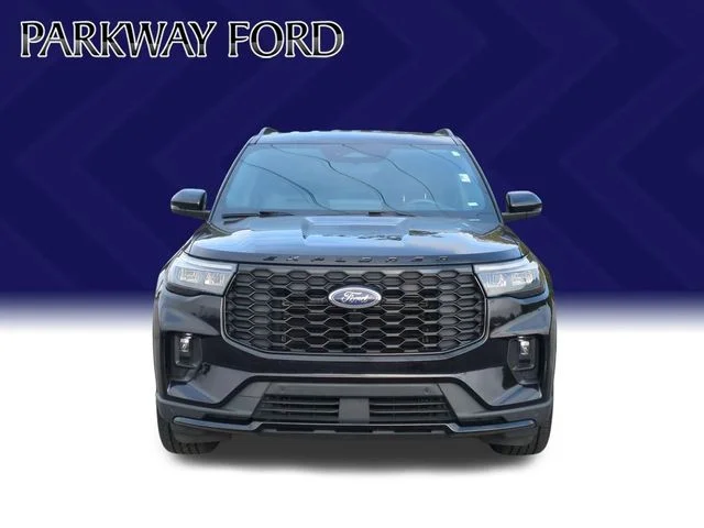 Used 2025 Black Ford ST-Line image 8