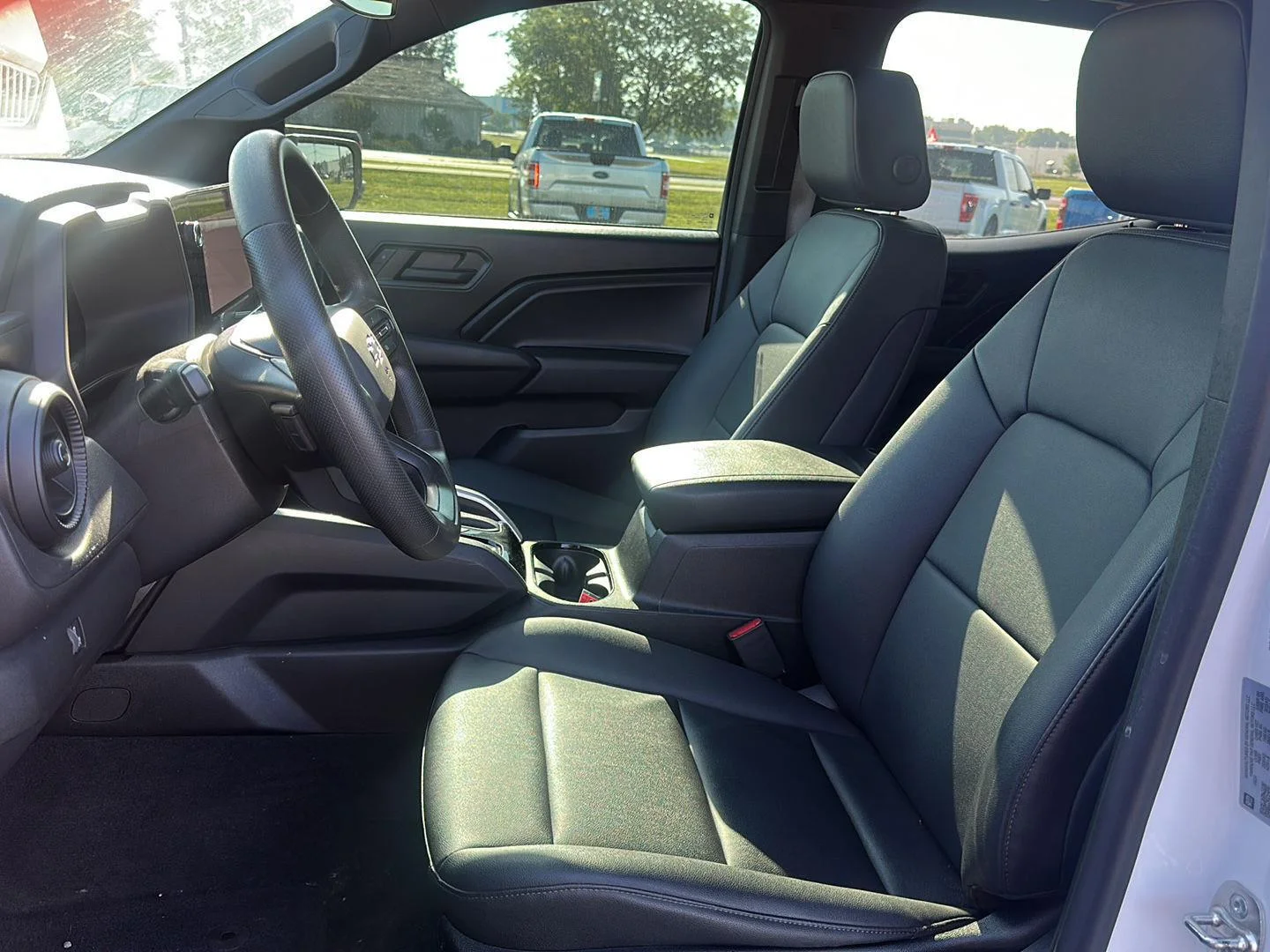 Used 2024 Summit White Chevrolet 4WD Trail Boss image 11
