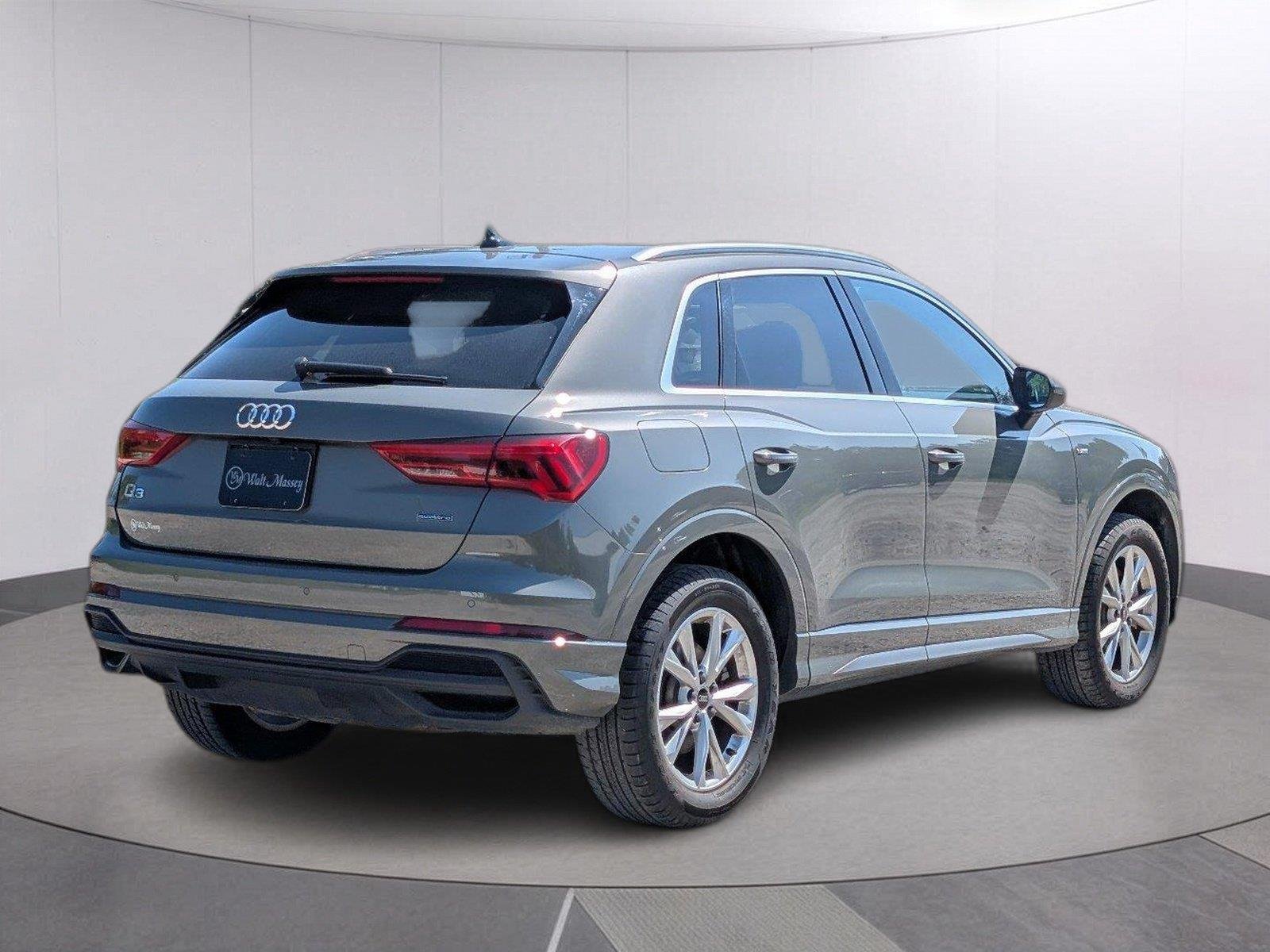 Used 2025  Audi S line Premium image 7