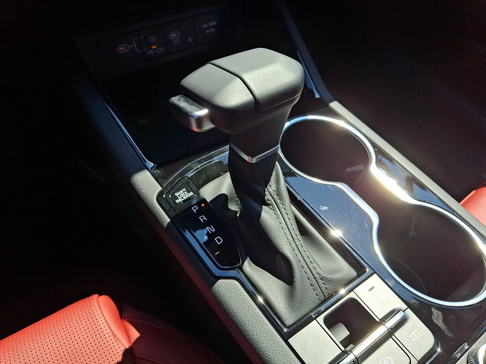 New 2026 White Kia GT-Line image 16