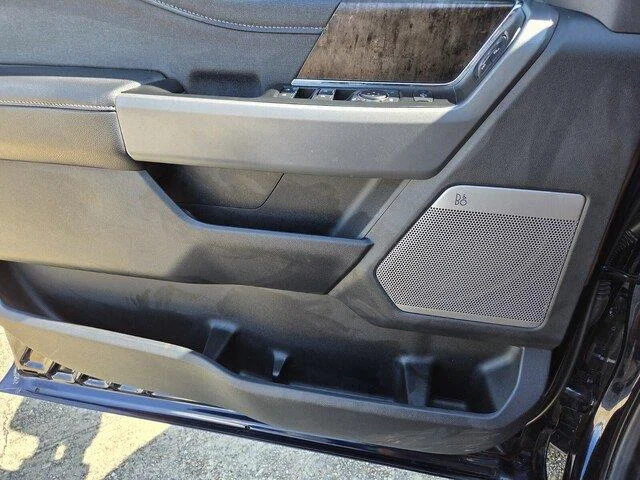 Used 2024 Antimatter Blue Metallic Ford LARIAT image 23