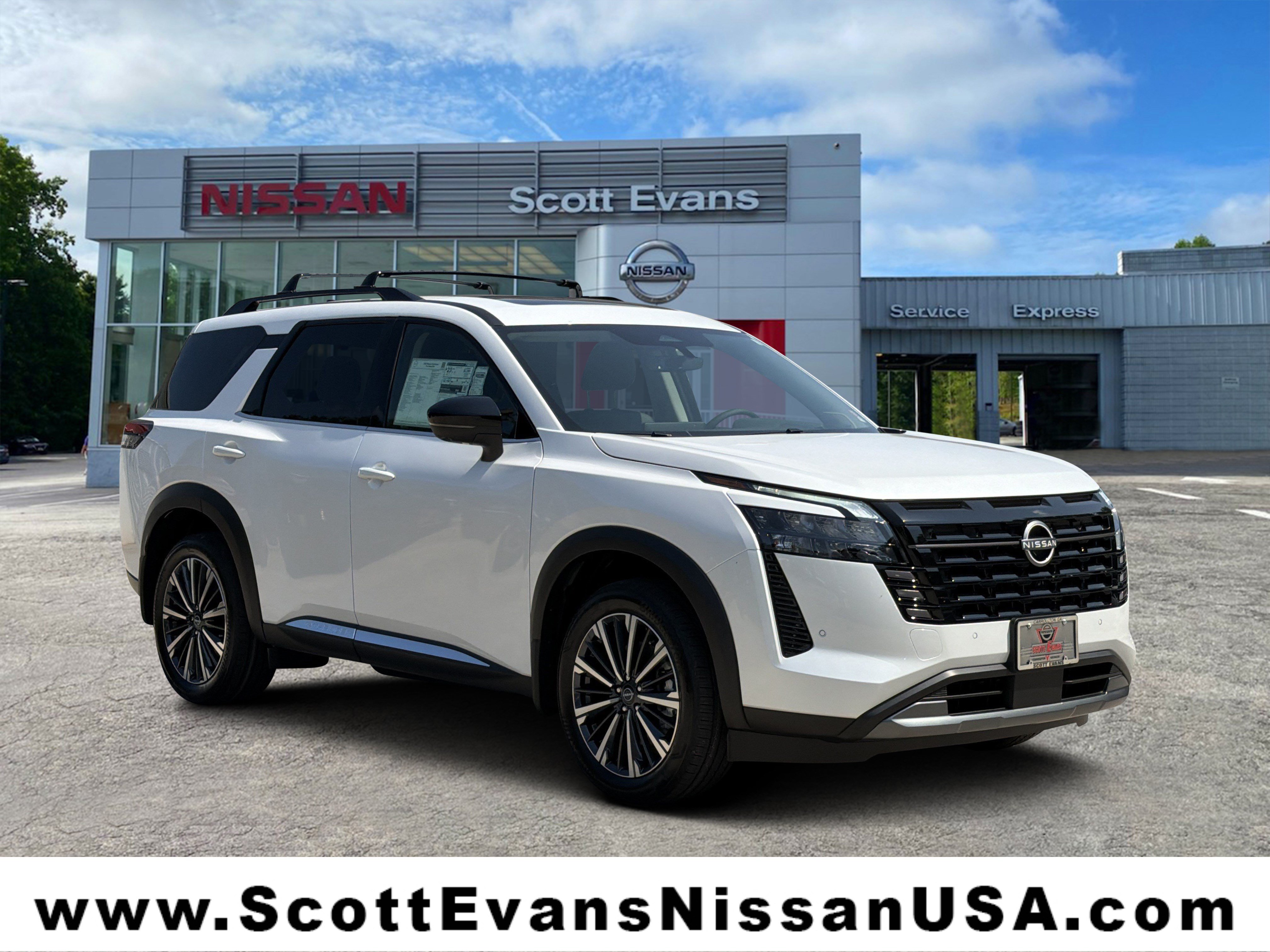 New 2026 Everest White Pearl Tricoat Nissan Platinum image 1