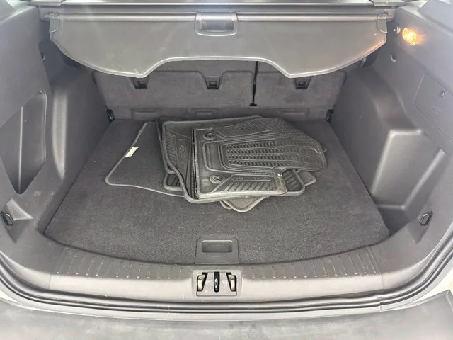 Used 2017 White Ford SE image 27