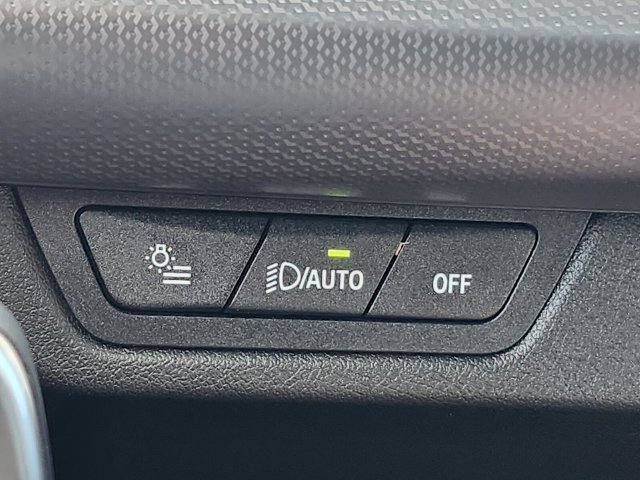Certified Used 2024 Gray BMW xDrive28i image 24