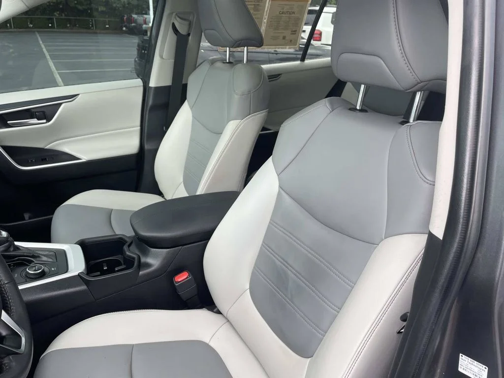 Used 2024 Gray Toyota XLE Premium image 23