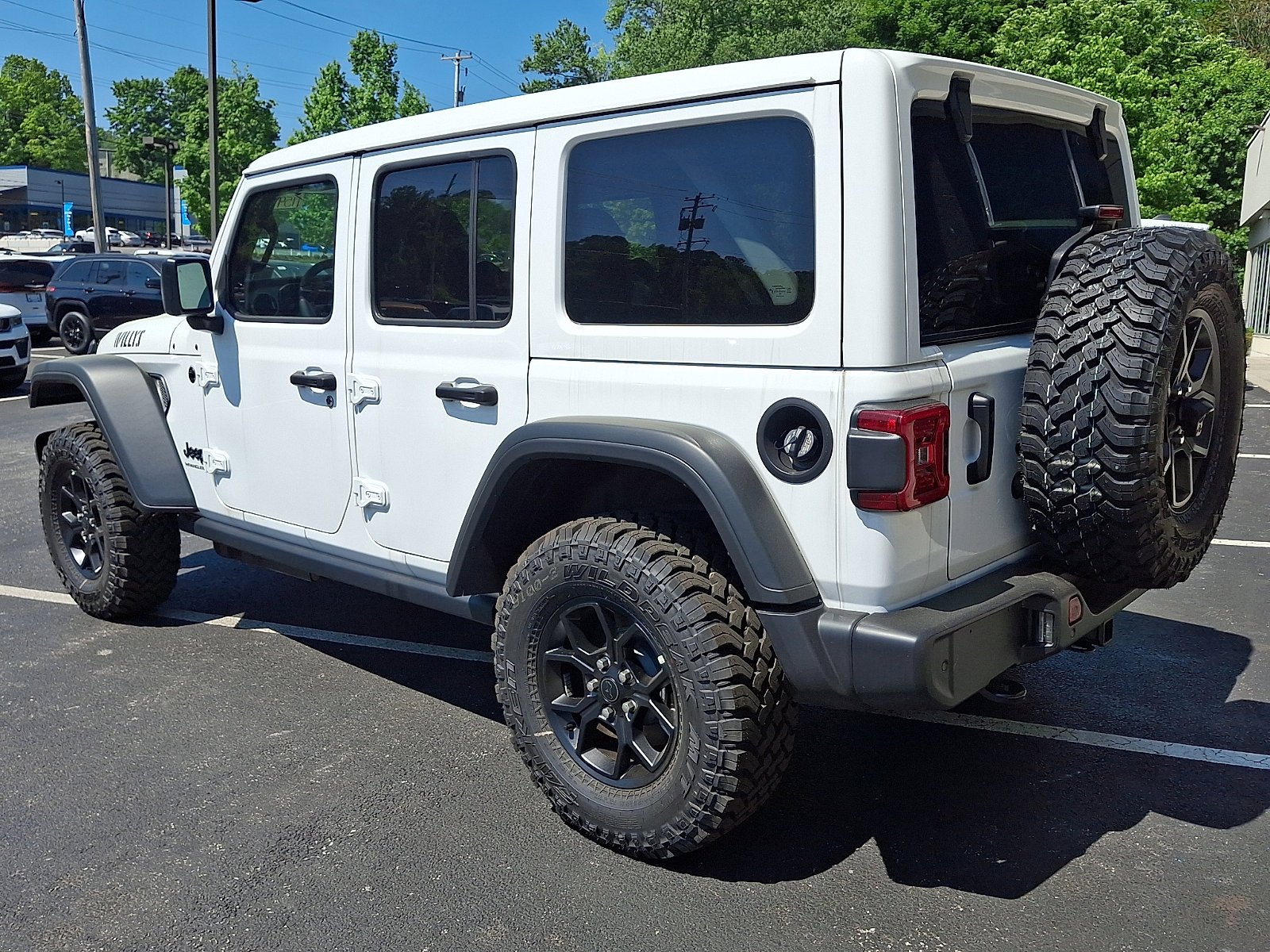 New 2026 Bright White Clear-Coat Exterior Paint Jeep Willys image 4