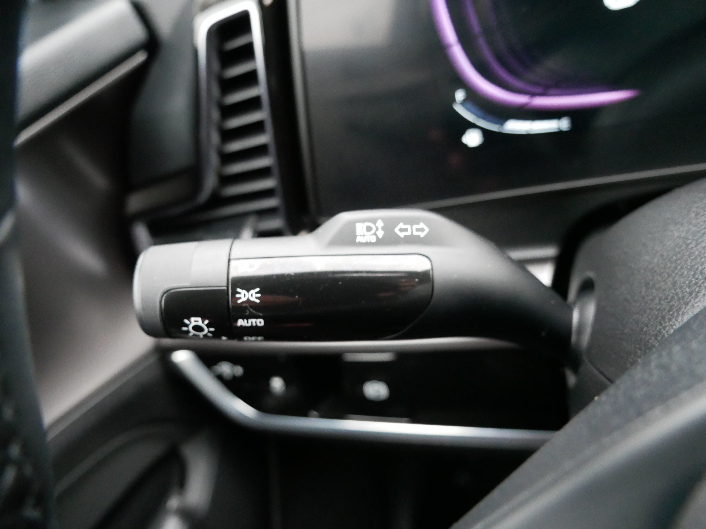 2023 Kia Sportage EX - Photo 30