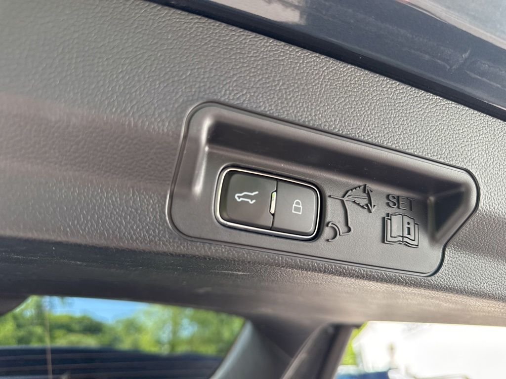 Used 2022 Blue Ford ST image 15