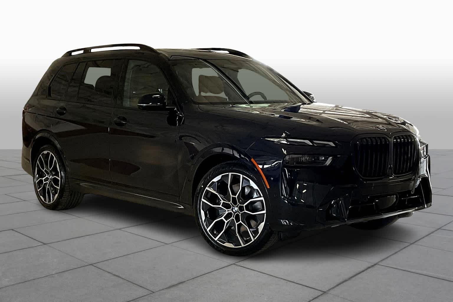 Used 2025 Carbon Black Metallic BMW xDrive40i image 2