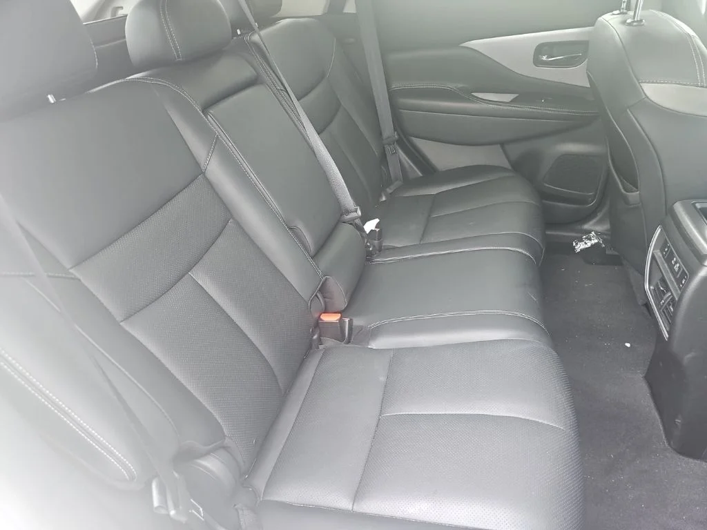 Used 2019 White Nissan SL image 13