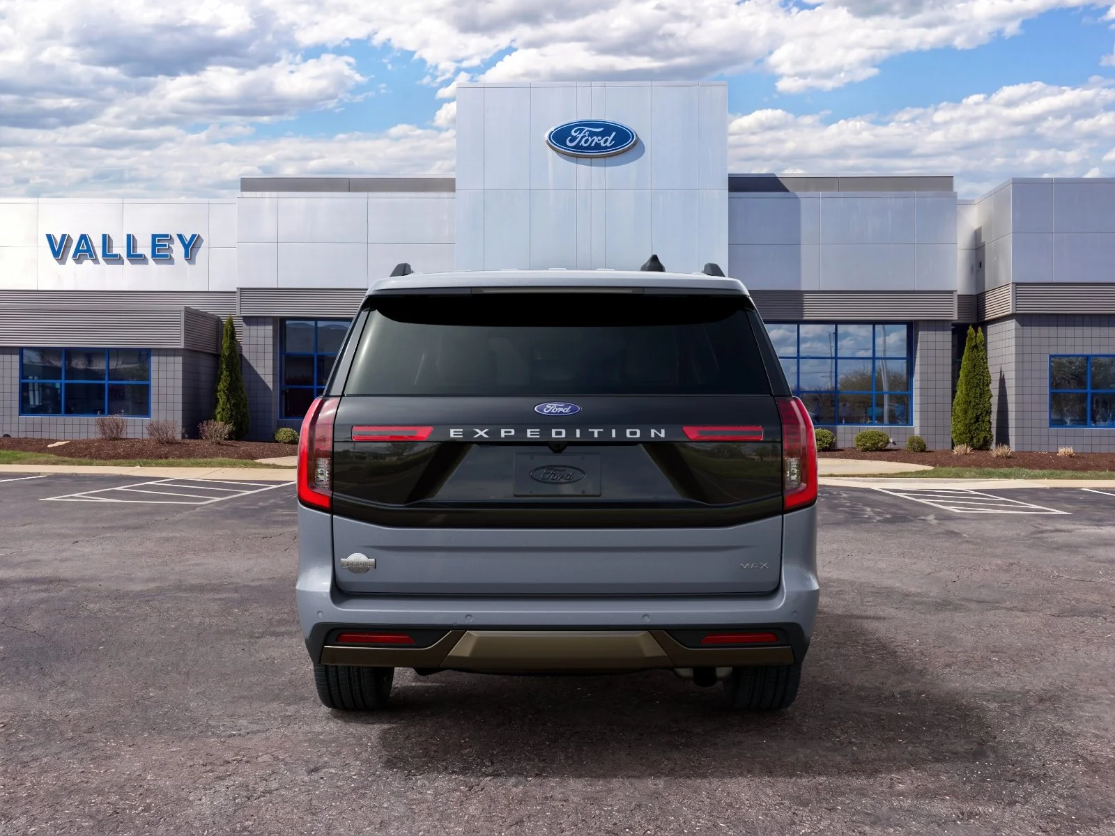 New 2027 Glacier Gray Metallic Tri-Coat Ford MAX King Ranch® image 5