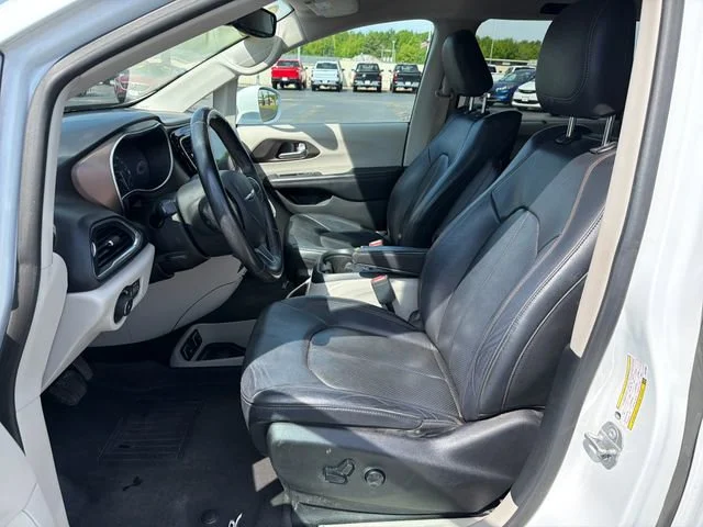 Used 2018 White Chrysler Touring L Plus image 14