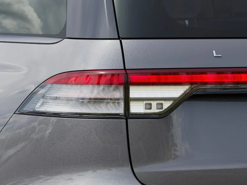 New 2027 Asher Gray Metallic Clearcoat Lincoln Reserve image 21