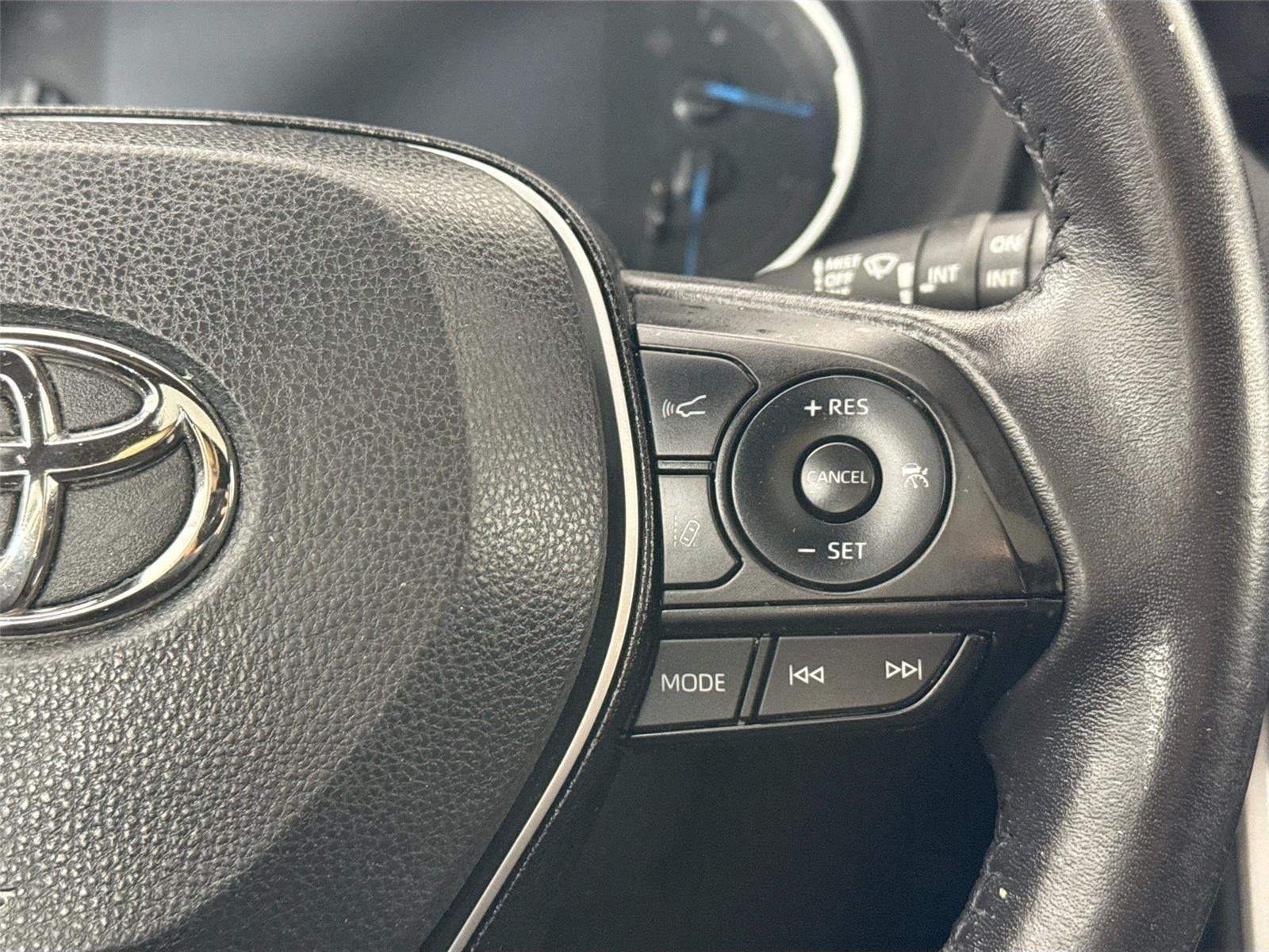 Used 2024 Magnetic Gray Metallic/Midnight Black Metallic Toyota Hybrid XSE image 20