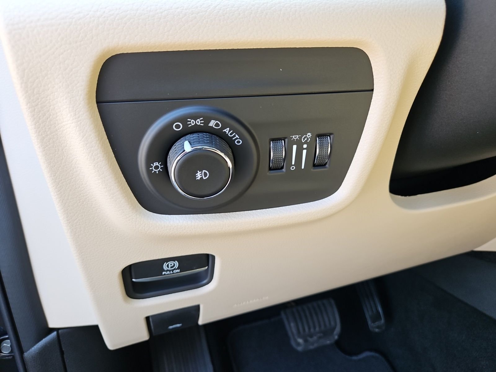 New 2027 Fathom Blue Pearlcoat Jeep Limited image 22