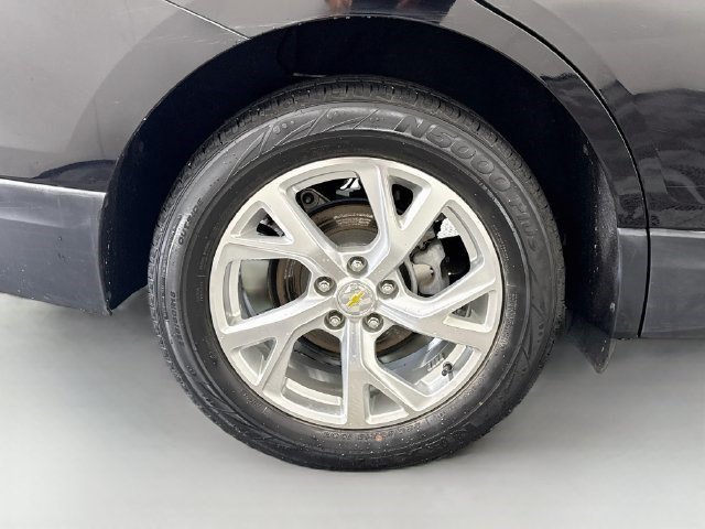 Used 2020 Mosaic Black Metallic Chevrolet LT image 29