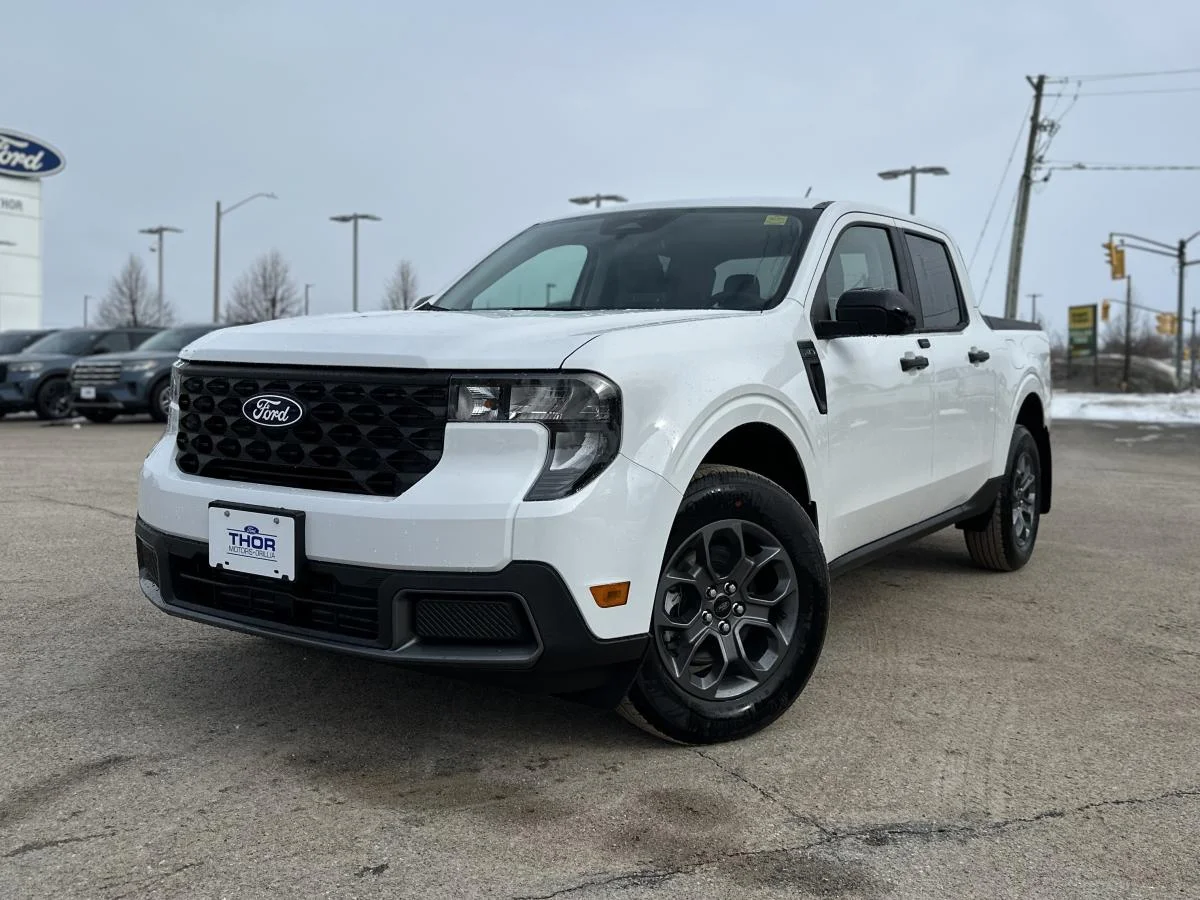 New 2026 White Ford XLT image 1