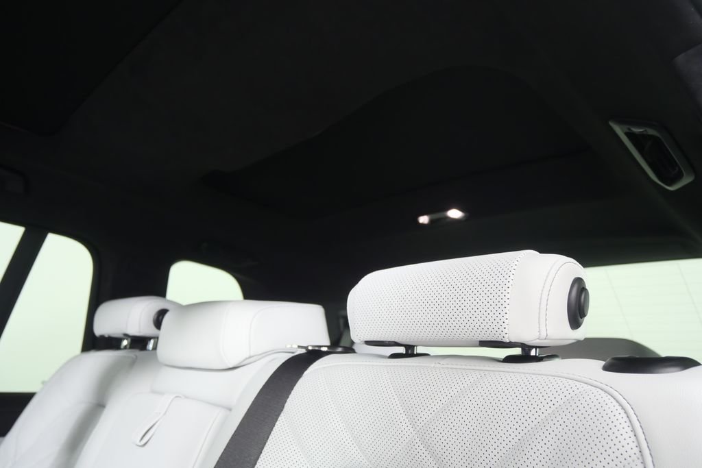 New 2027 Alpine White BMW xDrive40i image 16