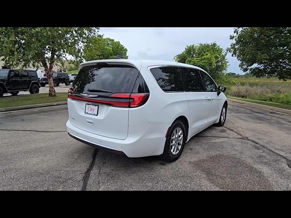 Certified Used 2024 White Chrysler Touring L image 10