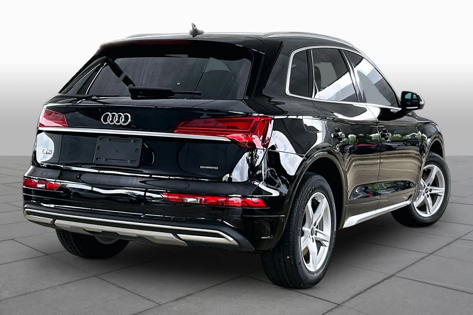 Used 2023 Mythos Black Metallic Audi Premium image 13