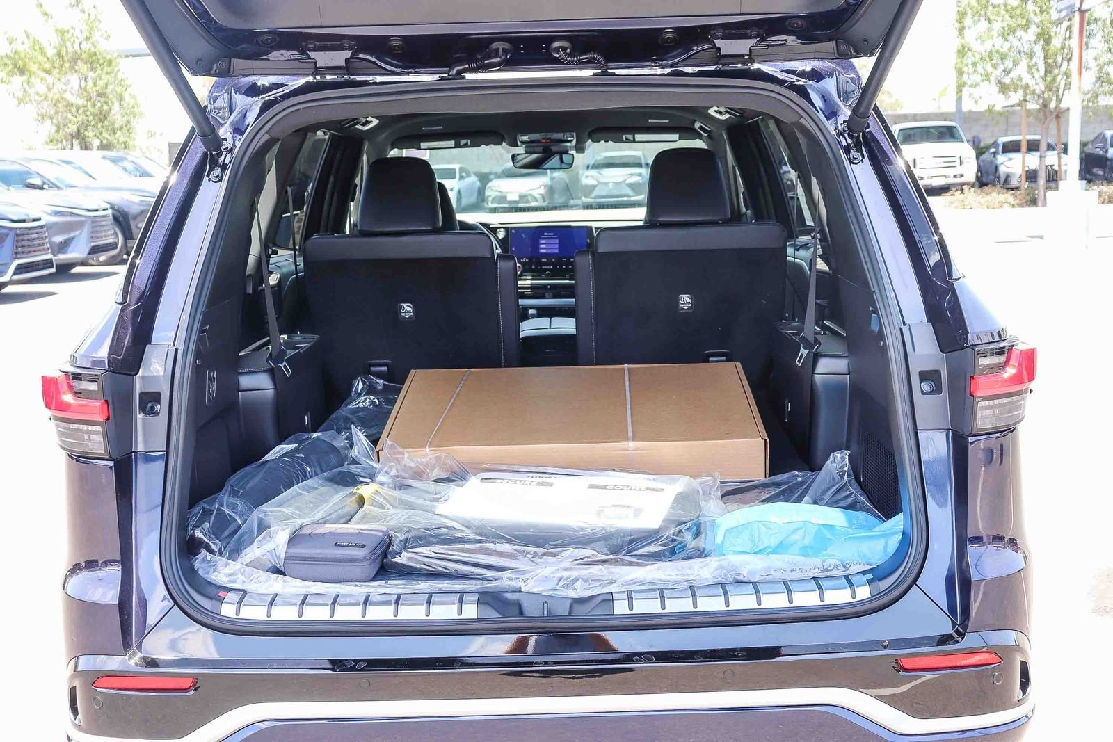 2026 Lexus TX 500h F-Sport Premium - Photo 14