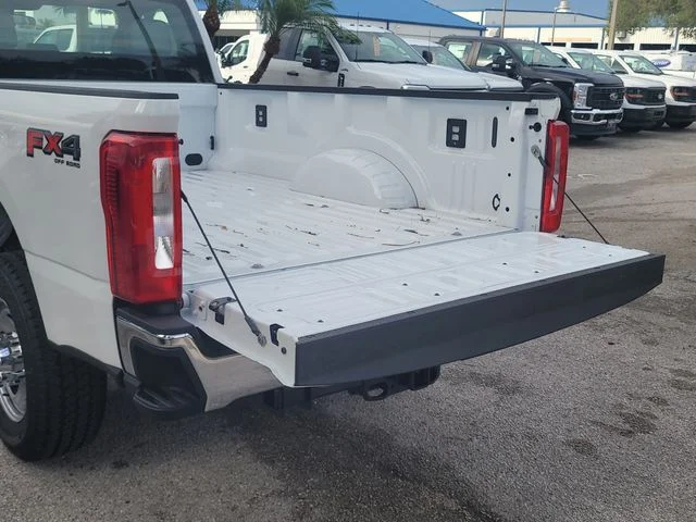 New 2026 Oxford White Ford XL image 11