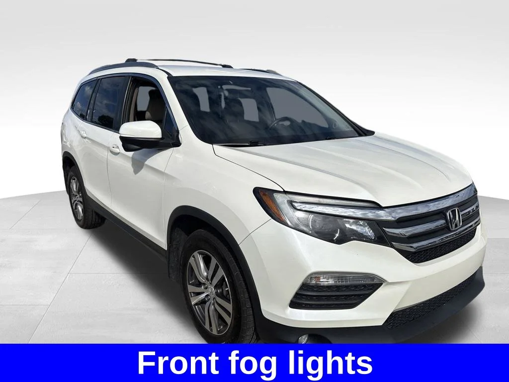 Used 2016  Honda EX image 9