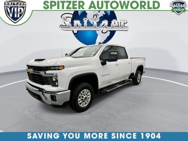 Used 2025 White Chevrolet LT image 5