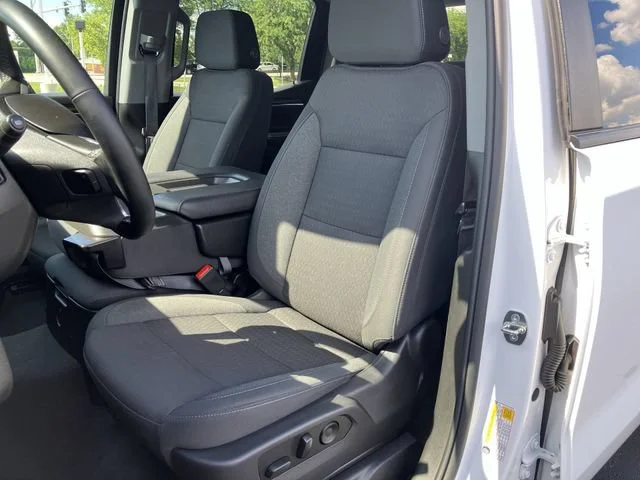 2023 Chevrolet Silverado 1500 LT - Photo 18