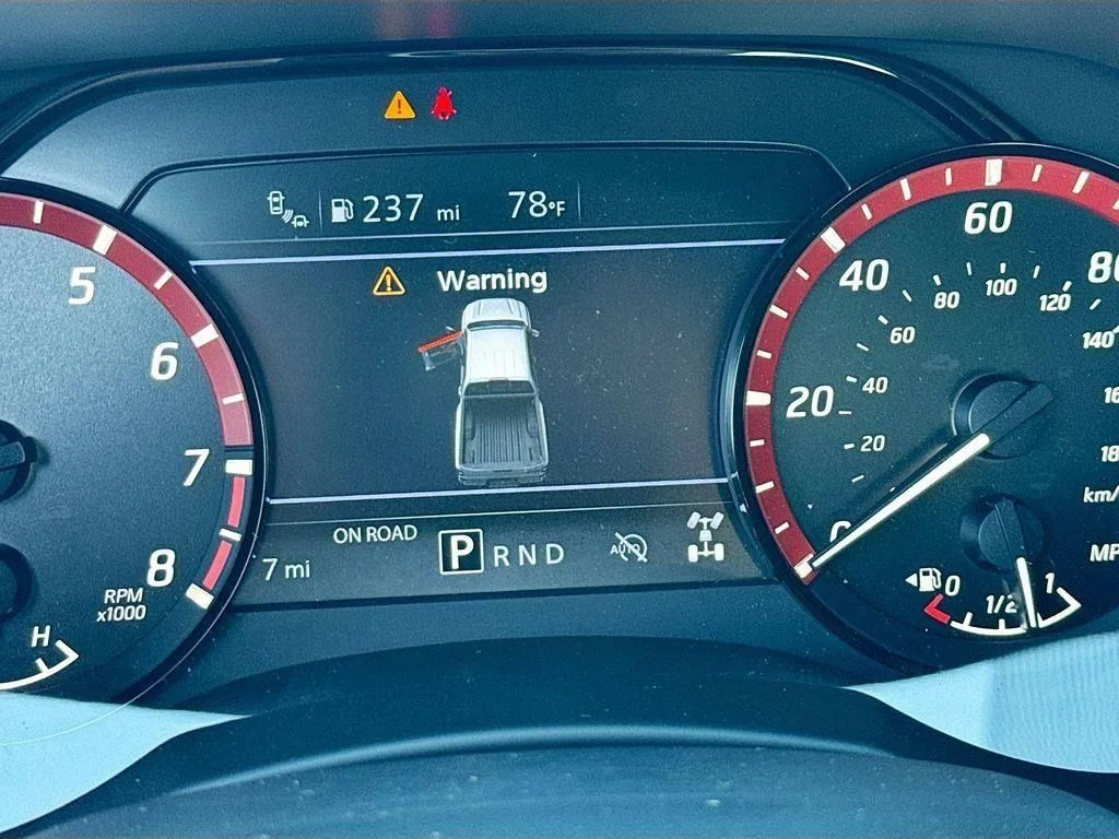 2026 Nissan Frontier PRO-4X - Photo 12