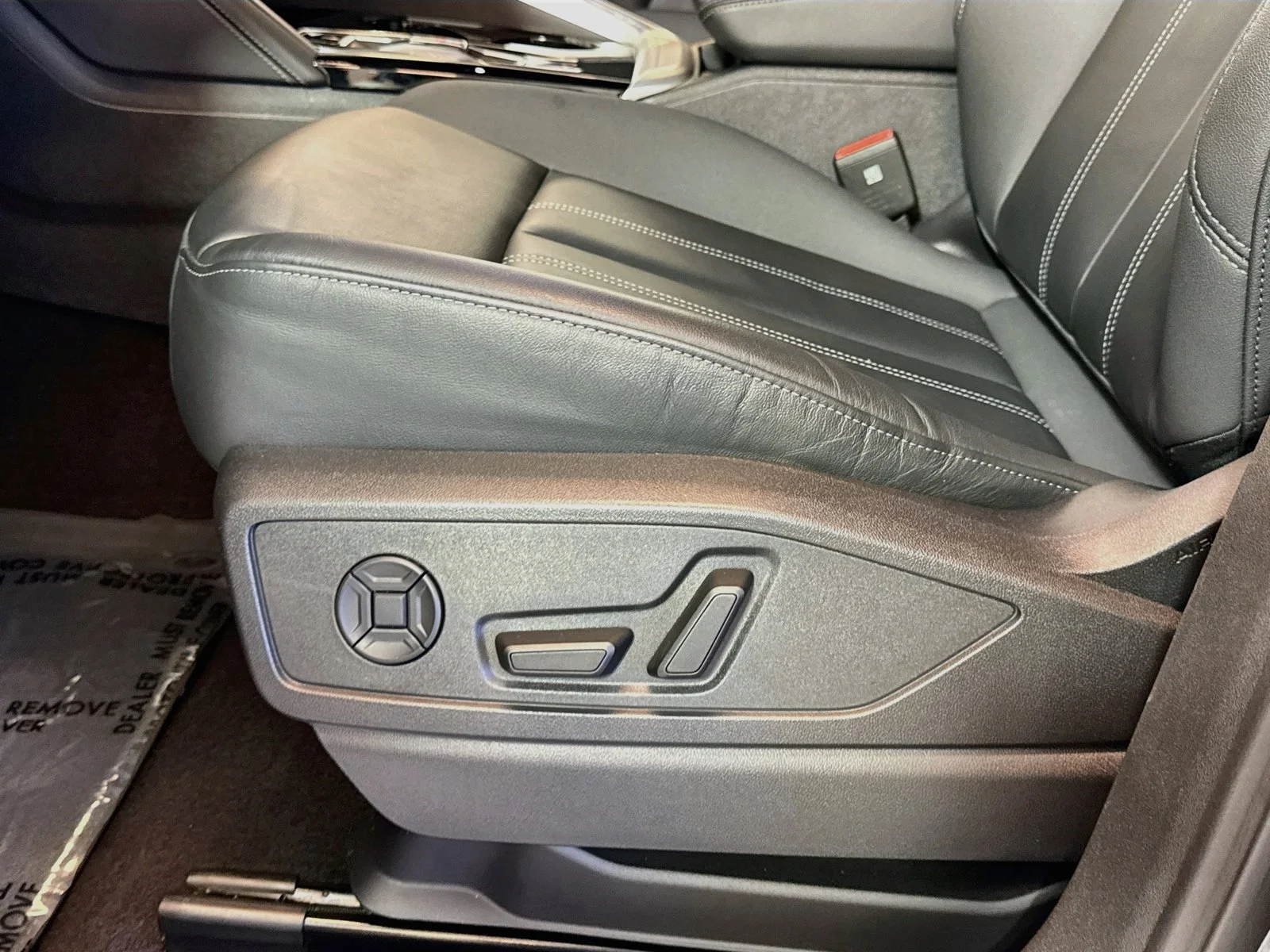 Used 2025 Tambora Gray Audi Premium image 17