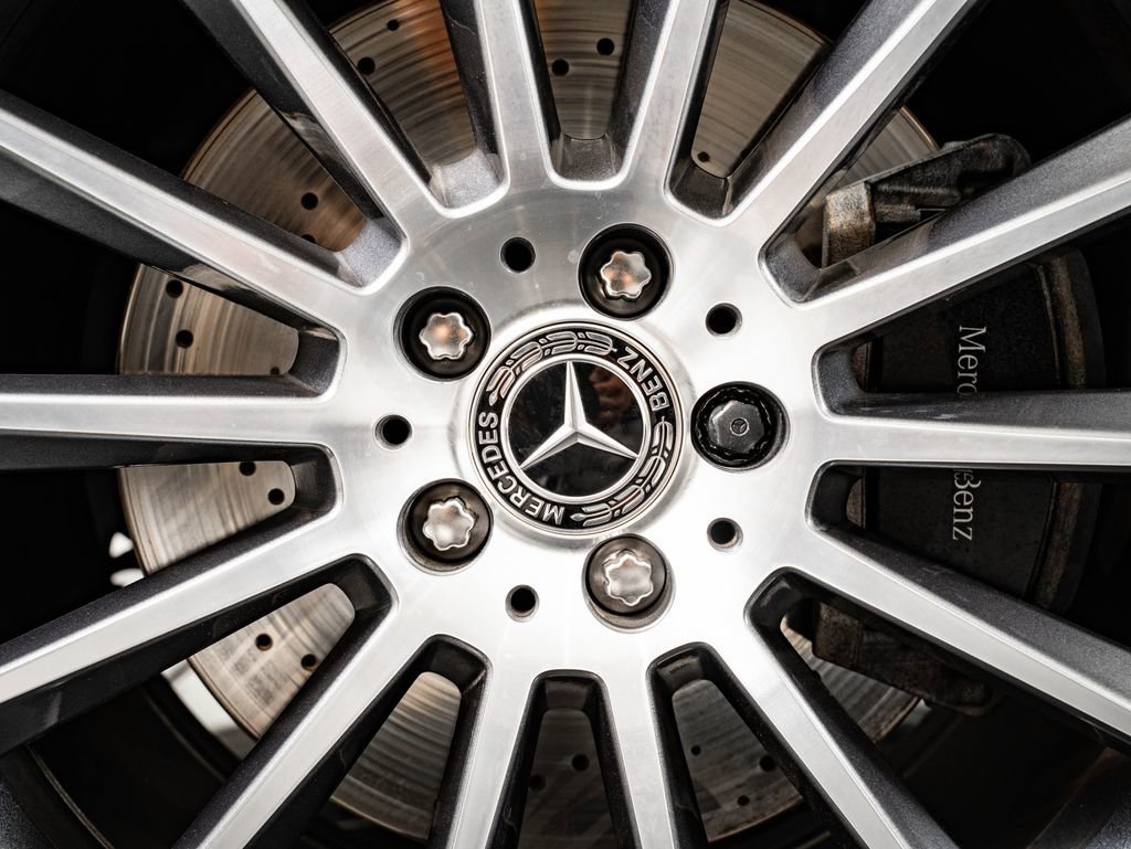 Used 2024 Manufaktur Diamond White Metallic Mercedes-Benz GLE 350 image 8