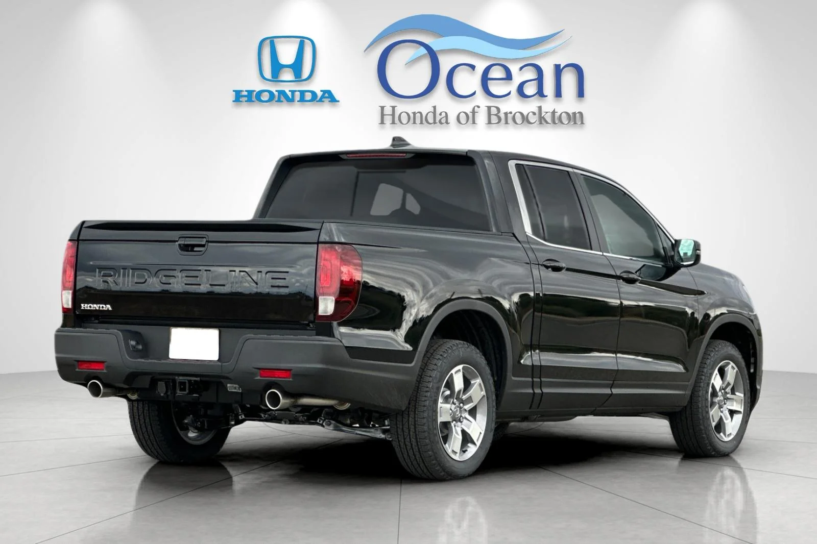 New 2026 Crystal Black Pearl Honda RTL image 5
