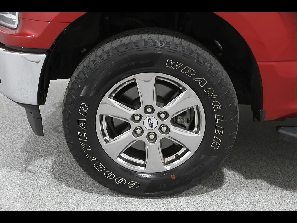 Used 2020 Rapid Red Metallic Tinted Clearcoat Ford XLT image 24