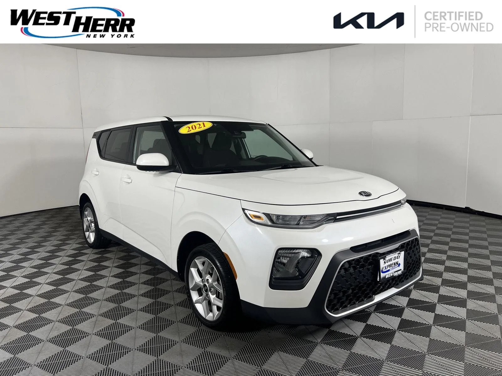 2021 Kia Soul 2.0L S IVT's photo