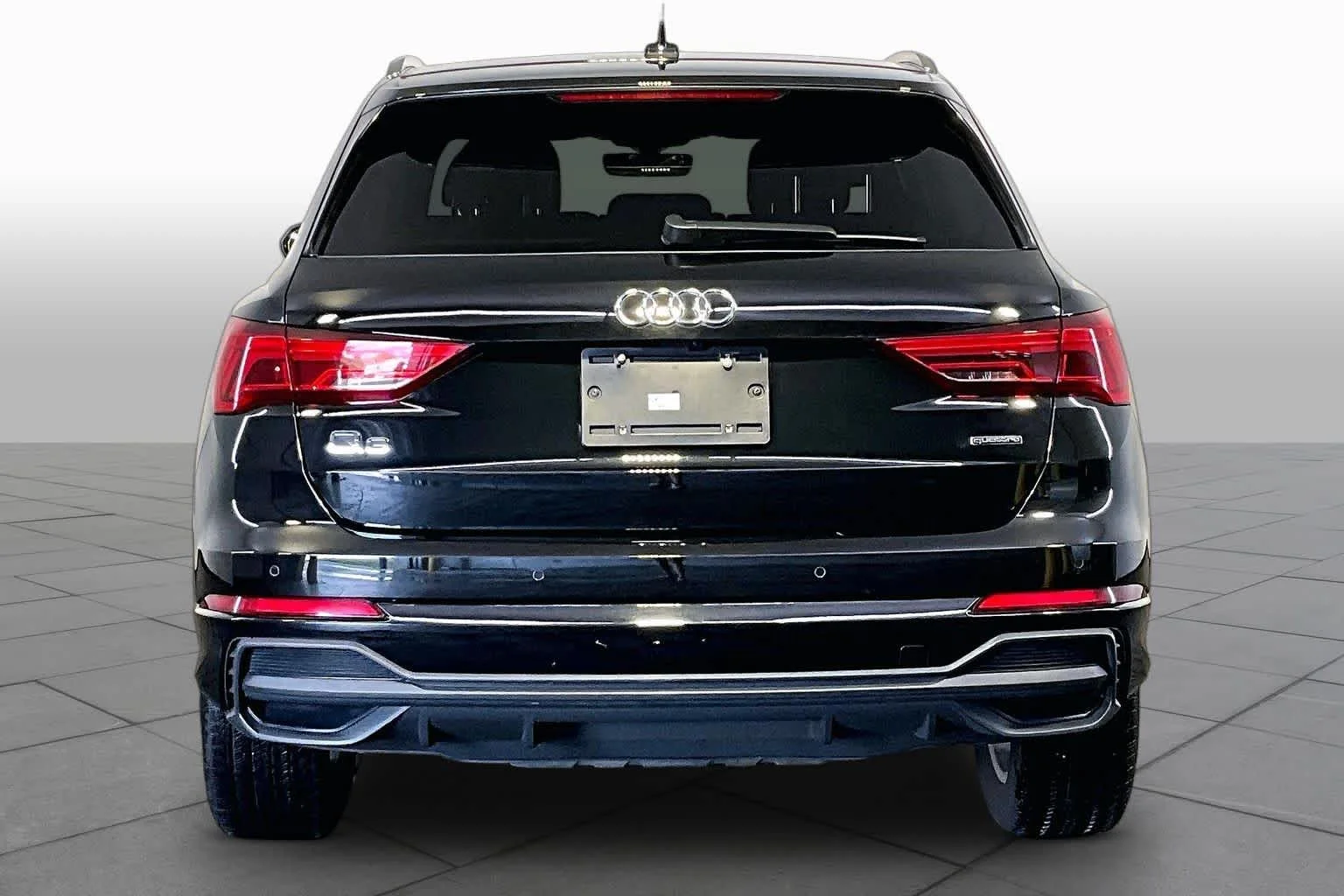 Certified Used 2024 Mythos Black Metallic Audi S line Premium image 5
