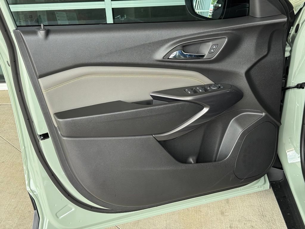 2026 Chevrolet Trax Activ - Photo 21