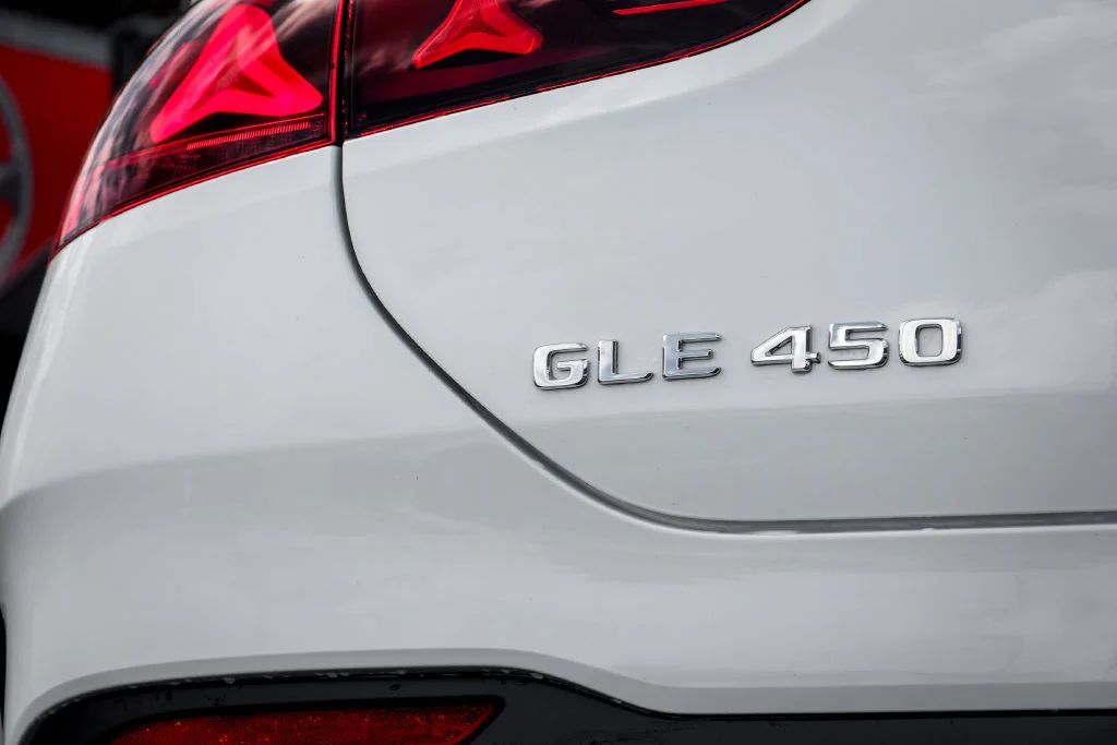 New 2027 Polar White Mercedes-Benz GLE450 image 10