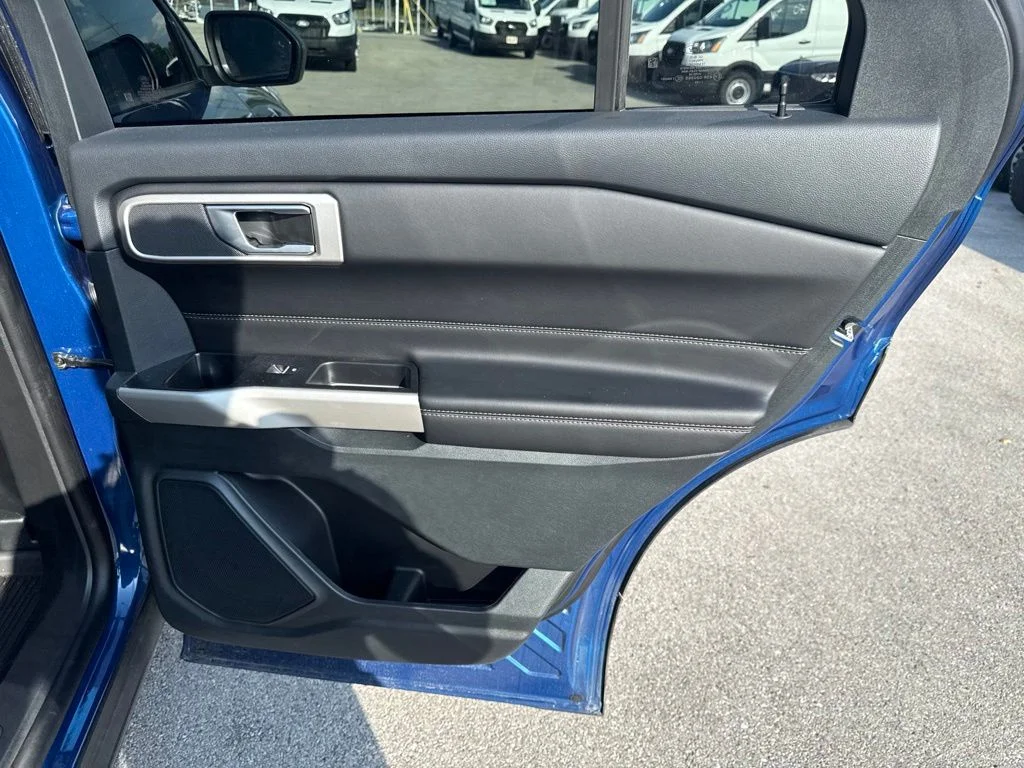 Used 2023 Blue Ford XLT image 39