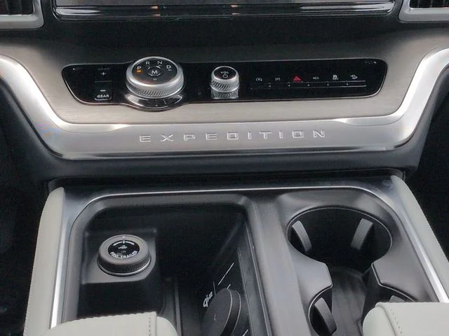 New 2027 Dark Matter Gray Metallic Ford MAX Platinum image 19