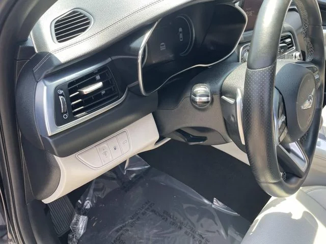 2023 GENESIS G70 Standard - Photo 23
