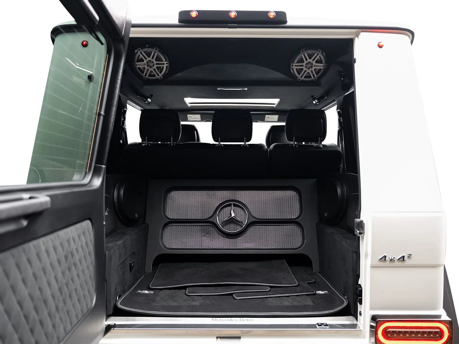 Used 2017 White Mercedes-Benz G 550 Squared image 60