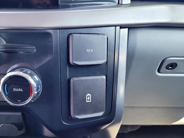 Used 2025 Black Ford XLT image 17