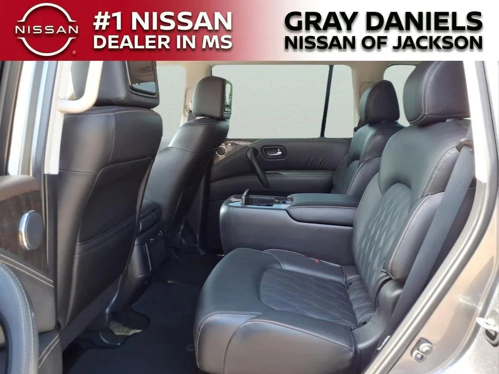 Used 2023 Gray Nissan Platinum image 25