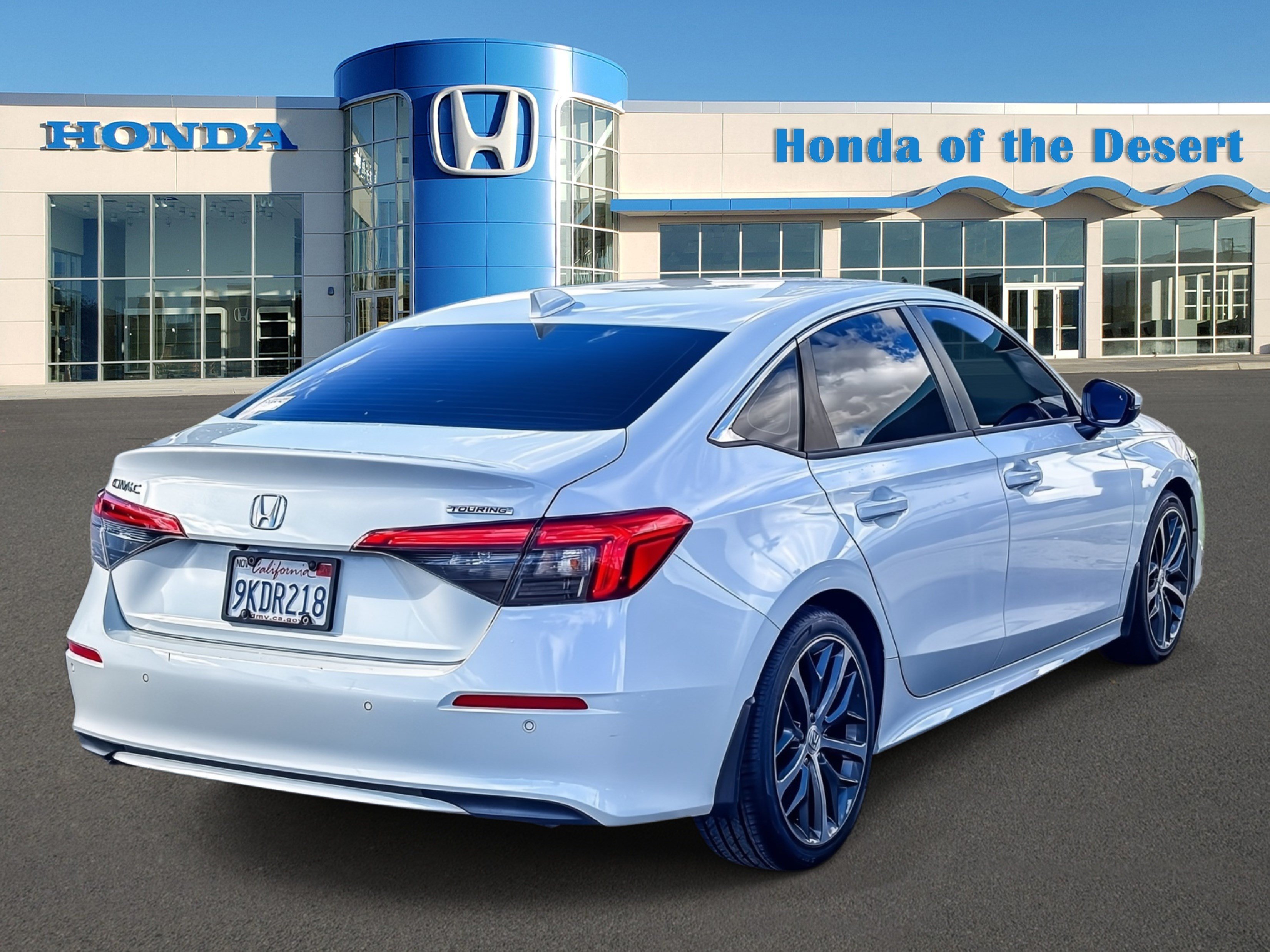 Used 2024 Platinum White Pearl Honda 1.5T 4D TOURING image 6