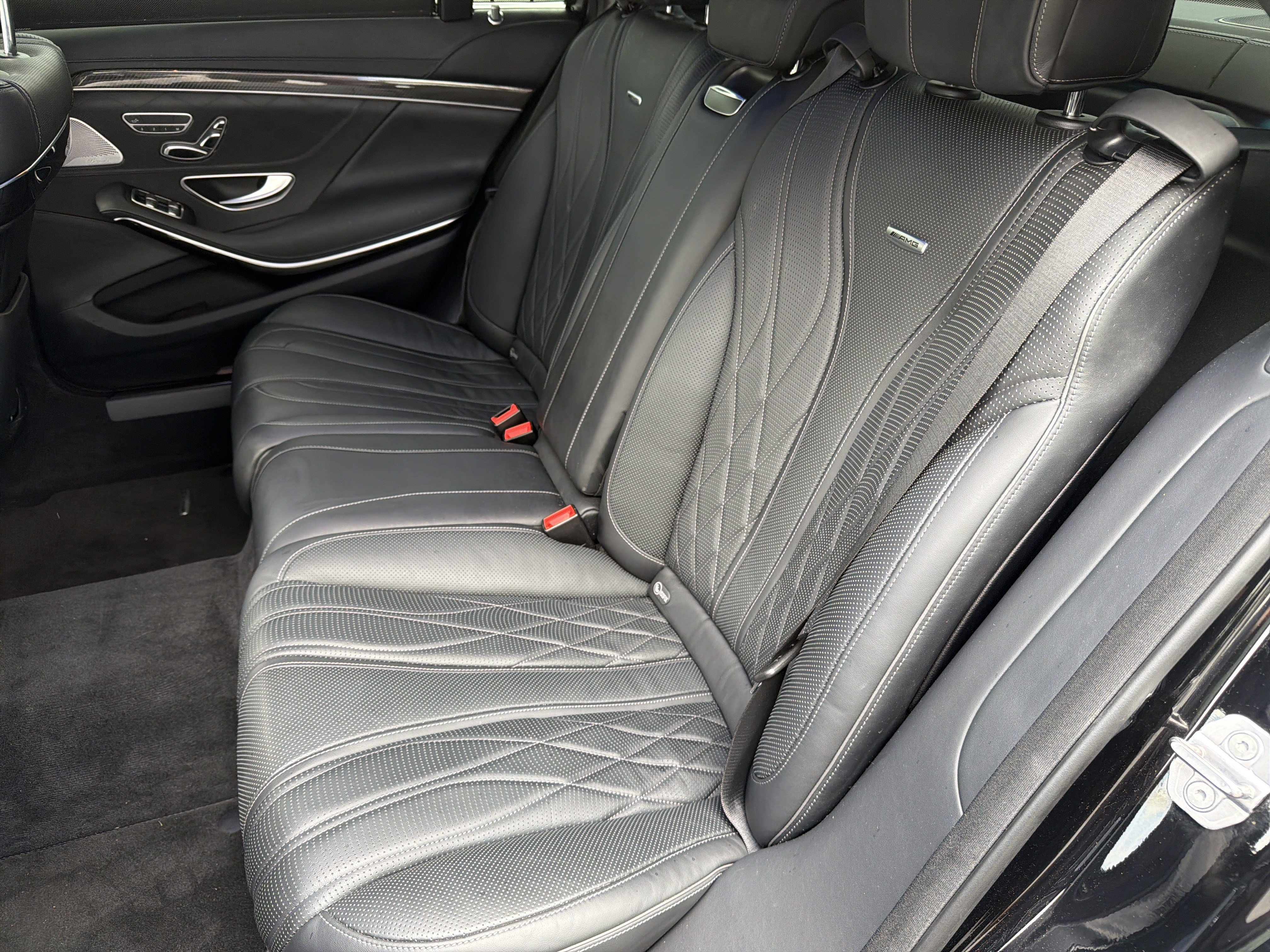 Used 2020 Black Mercedes-Benz AMG® S 63 image 19