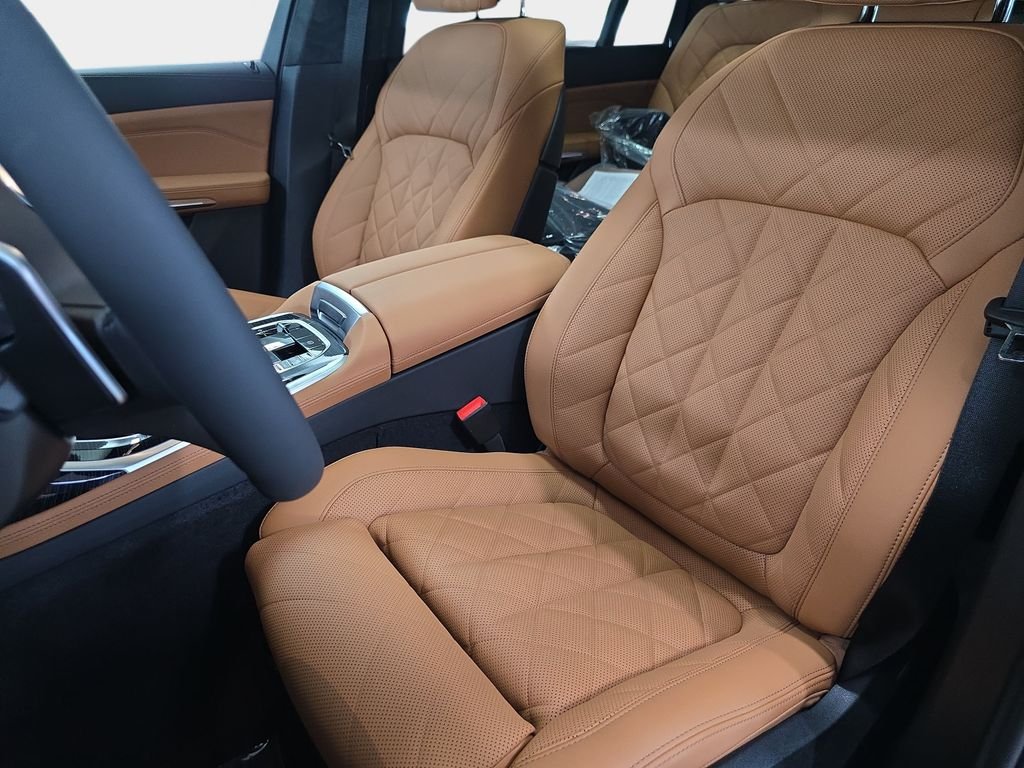 New 2027 Black Sapphire Metallic BMW xDrive40i image 12