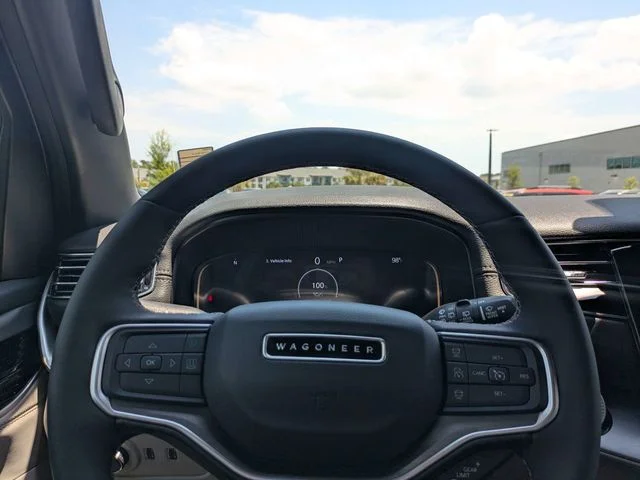Used 2025 White Jeep Base image 28